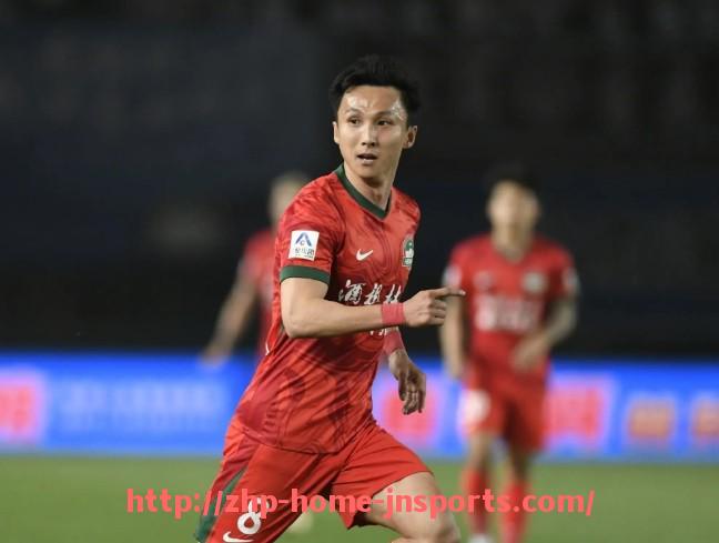 江南综合体育-法甲历史上顶级得分手及其职业成就回顾